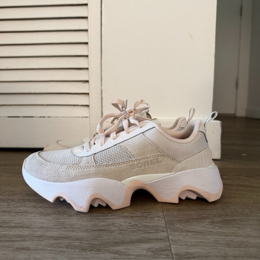 Womens Sorel Kinetic™ Impact II Wonder Lace (Color:Pearlescent/Chalk)